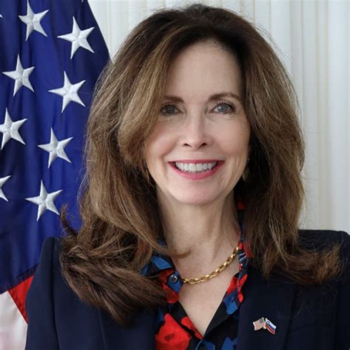 Who Is Richard Harpootlian Wife, Jamie Lisa Lindler? Age, Job